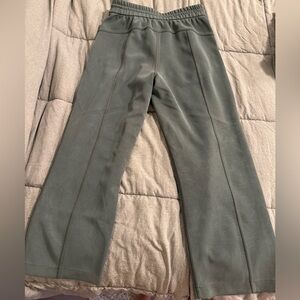 Lululemon Softstreme High-Rise Wide-Leg Cropped Pant